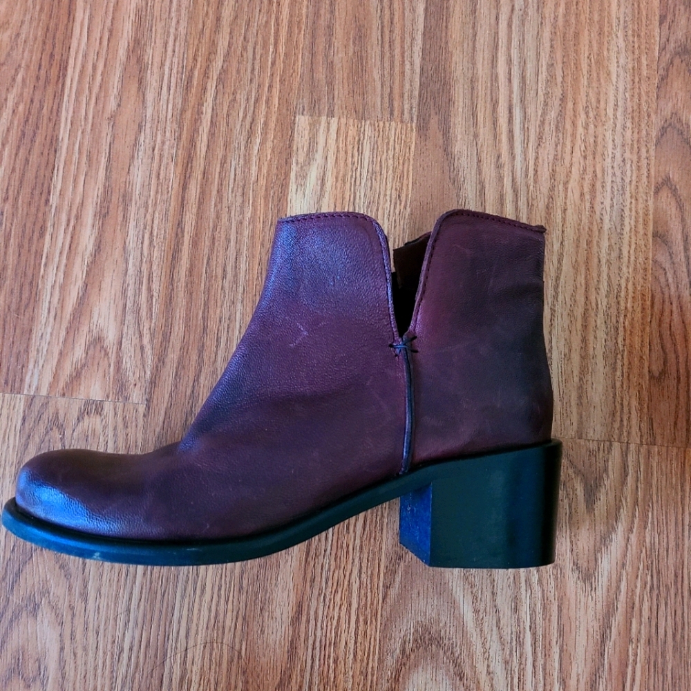 Ankle boots